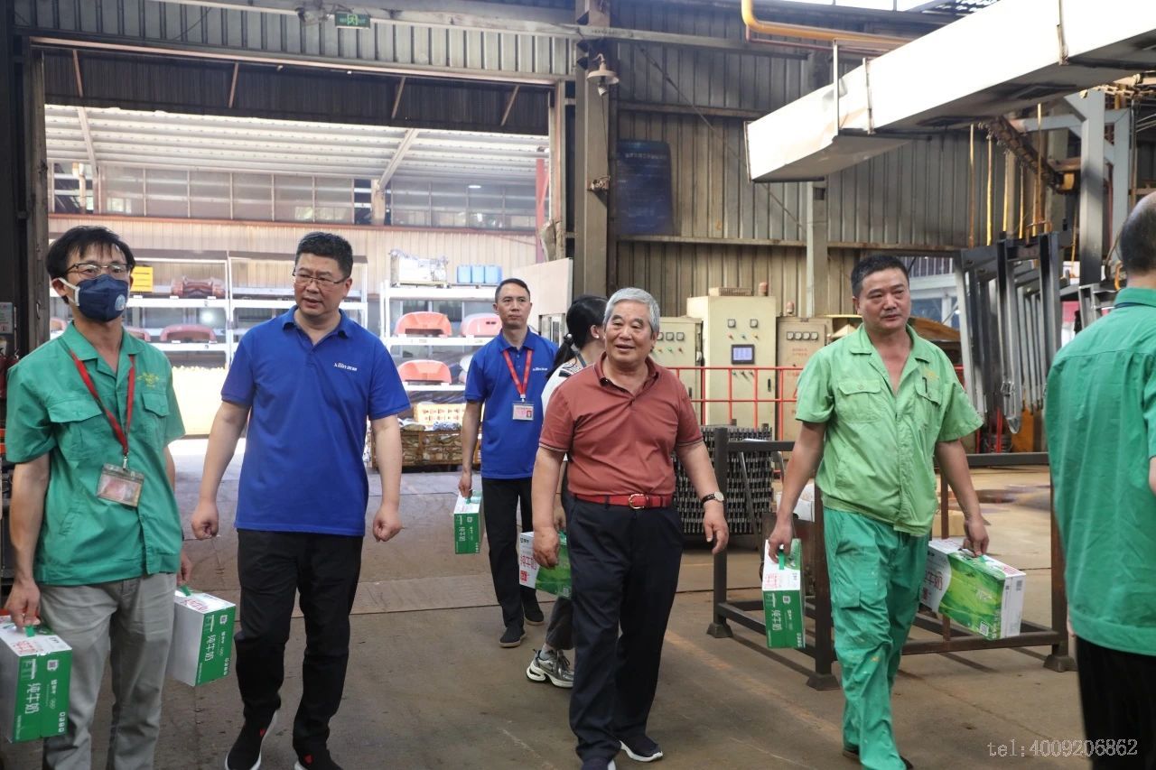 公司領導深入一線慰問員工，傳遞溫暖關懷